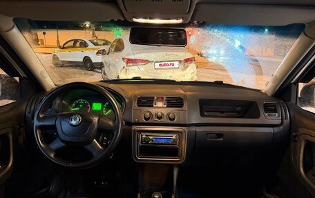 Skoda Fabia II, 2009 год, 290 000 рублей, 4 фотография