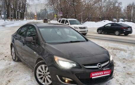 Opel Astra J, 2013 год, 820 000 рублей, 4 фотография