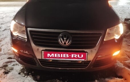 Volkswagen Passat B6, 2005 год, 650 000 рублей, 3 фотография