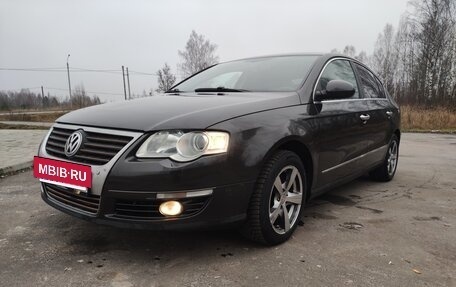 Volkswagen Passat B6, 2005 год, 650 000 рублей, 16 фотография