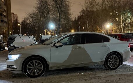 Volkswagen Passat B8 рестайлинг, 2016 год, 1 980 000 рублей, 2 фотография