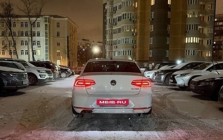 Volkswagen Passat B8 рестайлинг, 2016 год, 1 980 000 рублей, 4 фотография