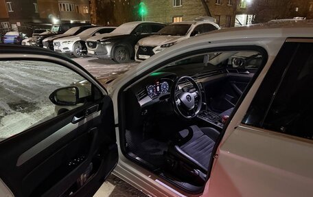 Volkswagen Passat B8 рестайлинг, 2016 год, 1 980 000 рублей, 12 фотография