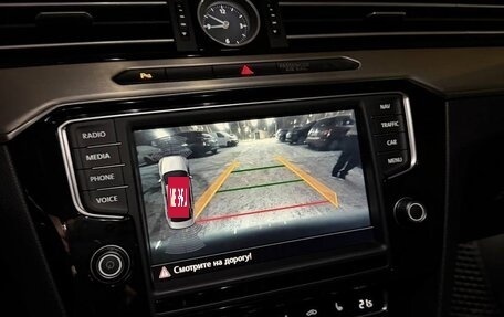 Volkswagen Passat B8 рестайлинг, 2016 год, 1 980 000 рублей, 26 фотография