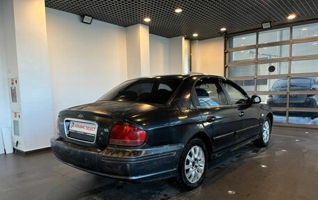 Hyundai Sonata IV рестайлинг, 2005 год, 286 000 рублей, 3 фотография