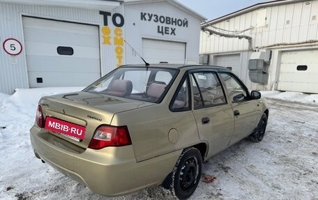 Daewoo Nexia I рестайлинг, 2011 год, 115 000 рублей, 3 фотография