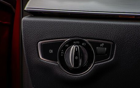 Mercedes-Benz E-Класс, 2020 год, 4 730 000 рублей, 20 фотография