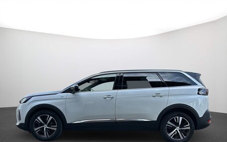 Peugeot 5008 II, 2023 год, 2 835 000 рублей, 2 фотография