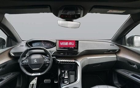 Peugeot 5008 II, 2023 год, 2 835 000 рублей, 4 фотография