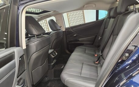 Lexus ES VII, 2025 год, 7 690 099 рублей, 13 фотография