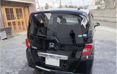 Honda Freed I, 2014 год, 880 000 рублей, 6 фотография