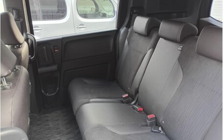 Honda Freed I, 2014 год, 880 000 рублей, 16 фотография