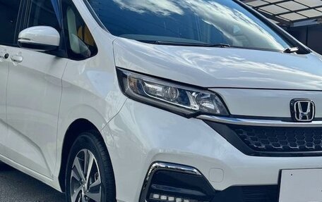 Honda Freed II, 2022 год, 1 360 000 рублей, 5 фотография