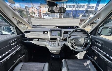 Honda Freed II, 2022 год, 1 360 000 рублей, 14 фотография