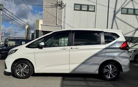 Honda Freed II, 2022 год, 1 360 000 рублей, 13 фотография