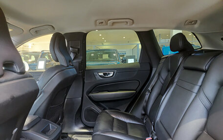 Volvo XC60 II, 2019 год, 3 750 000 рублей, 12 фотография