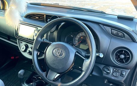 Toyota Vitz, 2018 год, 720 000 рублей, 9 фотография