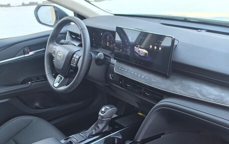 Toyota Camry, 2025 год, 4 950 000 рублей, 13 фотография