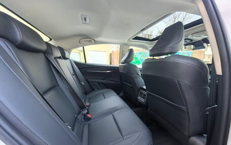 Toyota Camry, 2025 год, 4 950 000 рублей, 17 фотография