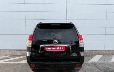 Toyota Land Cruiser Prado 150 рестайлинг 2, 2013 год, 2 679 000 рублей, 6 фотография
