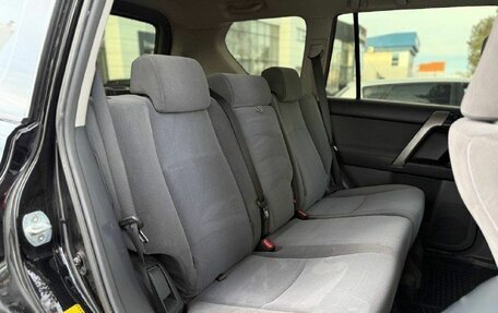 Toyota Land Cruiser Prado 150 рестайлинг 2, 2013 год, 2 679 000 рублей, 17 фотография