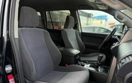 Toyota Land Cruiser Prado 150 рестайлинг 2, 2013 год, 2 679 000 рублей, 15 фотография