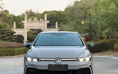 Volkswagen Golf VIII, 2022 год, 2 100 004 рублей, 2 фотография