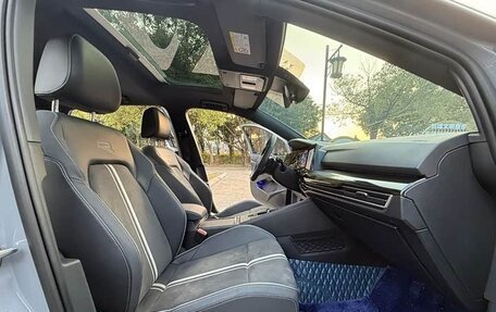 Volkswagen Golf VIII, 2022 год, 2 100 004 рублей, 14 фотография