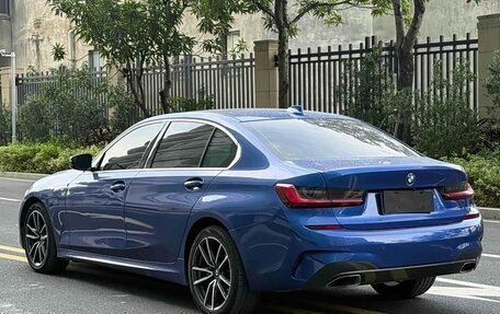 BMW 3 серия, 2022 год, 2 700 000 рублей, 4 фотография