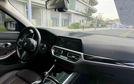 BMW 3 серия, 2022 год, 2 700 000 рублей, 8 фотография