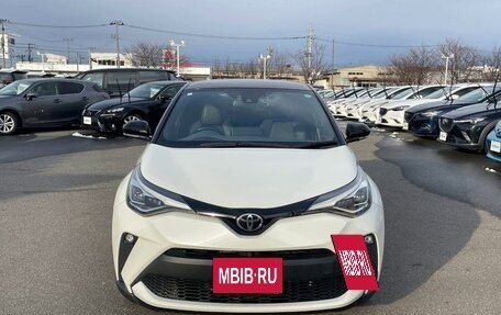 Toyota C-HR I рестайлинг, 2022 год, 1 710 000 рублей, 2 фотография