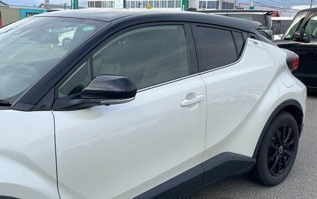 Toyota C-HR I рестайлинг, 2022 год, 1 710 000 рублей, 12 фотография