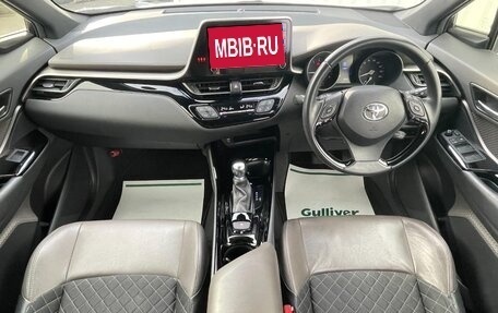 Toyota C-HR I рестайлинг, 2022 год, 1 710 000 рублей, 16 фотография