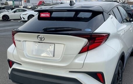 Toyota C-HR I рестайлинг, 2022 год, 1 710 000 рублей, 13 фотография