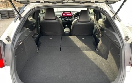 Toyota C-HR I рестайлинг, 2022 год, 1 710 000 рублей, 39 фотография