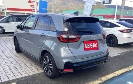 Honda Fit, 2022 год, 1 250 000 рублей, 6 фотография