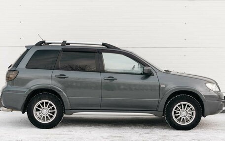 Mitsubishi Outlander III рестайлинг 3, 2007 год, 800 000 рублей, 4 фотография