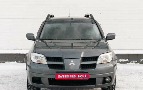 Mitsubishi Outlander III рестайлинг 3, 2007 год, 800 000 рублей, 2 фотография