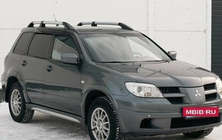 Mitsubishi Outlander III рестайлинг 3, 2007 год, 800 000 рублей, 3 фотография
