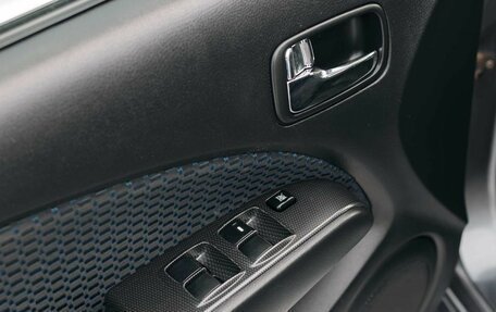 Mitsubishi Outlander III рестайлинг 3, 2007 год, 800 000 рублей, 15 фотография