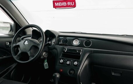 Mitsubishi Outlander III рестайлинг 3, 2007 год, 800 000 рублей, 10 фотография