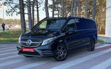 Mercedes-Benz V-Класс, 2022 год, 9 300 000 рублей, 1 фотография