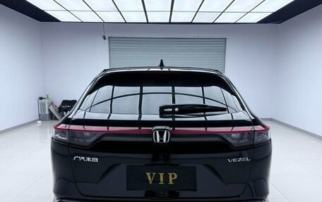 Honda Vezel, 2023 год, 1 560 000 рублей, 5 фотография