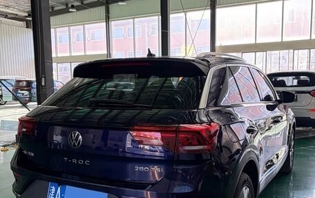 Volkswagen T-Roc I, 2021 год, 1 468 277 рублей, 3 фотография