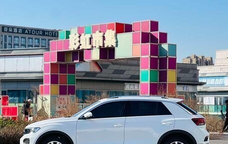 Volkswagen T-Roc I, 2021 год, 1 471 277 рублей, 4 фотография