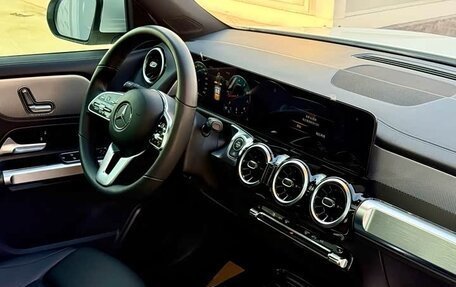 Mercedes-Benz GLB, 2021 год, 1 950 004 рублей, 19 фотография