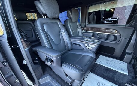 Mercedes-Benz V-Класс, 2022 год, 9 300 000 рублей, 15 фотография