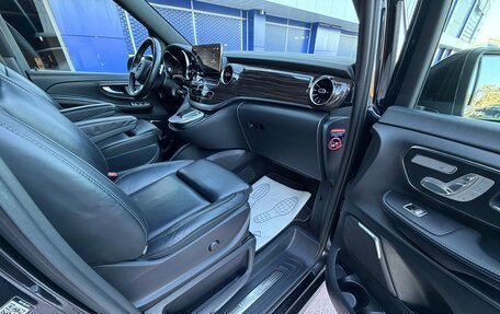 Mercedes-Benz V-Класс, 2022 год, 9 300 000 рублей, 13 фотография