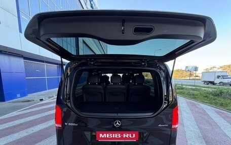 Mercedes-Benz V-Класс, 2022 год, 9 300 000 рублей, 21 фотография