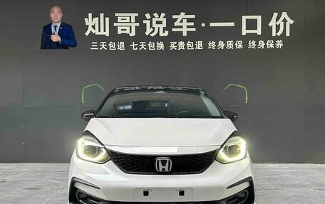 Honda Fit, 2022 год, 1 100 000 рублей, 2 фотография
